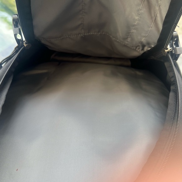 Patagonia Charcoal and Light Gray Backpack - Picture 2 of 4